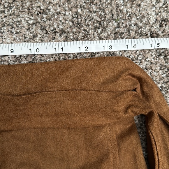 Adjustable tie wrap faux suede skirt - Picture 4 of 5